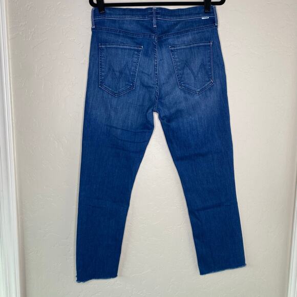MOTHER Blue Squeeze It The Mid Rise Dazzler Crop Fray Size 32 - Picture 10 of 11